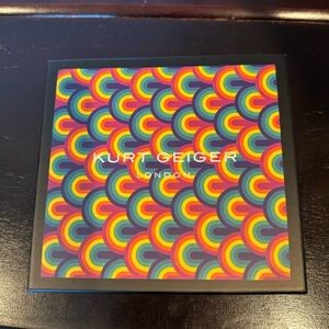 Kurt Geiger Small Gift Box in EUC 5.5”